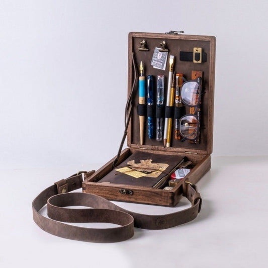 Writer's Messenger Wooden Briefcase – Walnut Box Infinite Avenue